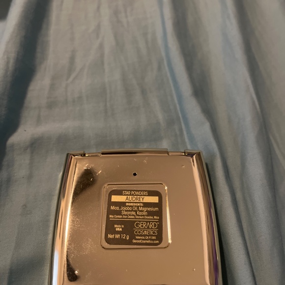 Gerard Cosmetics Star Powder Highlighter Makeup, Audrey - Picture 2 of 4